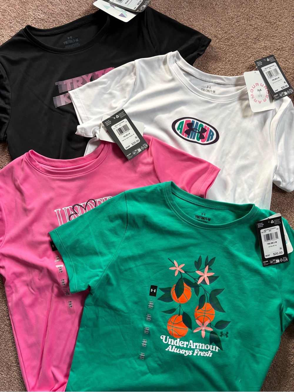 Under Armour Kids Girls lot set bundle of 4 athletic tshirts size medium NWT